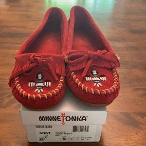 Minnetonka red moccasins